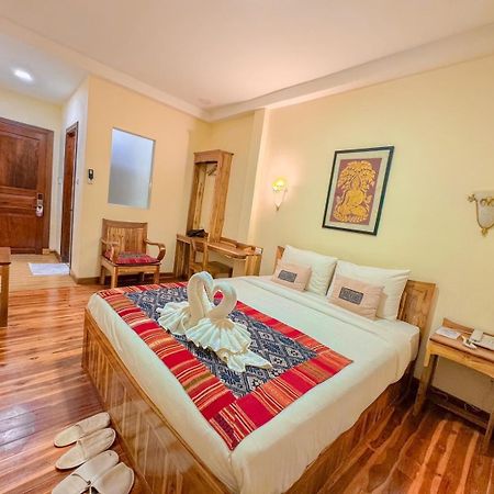Luang Phasouk Hotel Luang Prabang Exterior foto